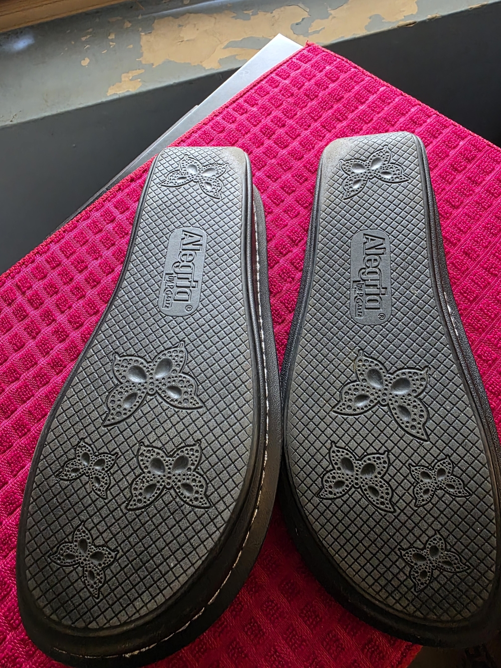 Alegria Women's Blue Slip-On Comfort Sandals - Picture 3 of 3